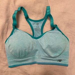 Great condition New Balance Sports Bra